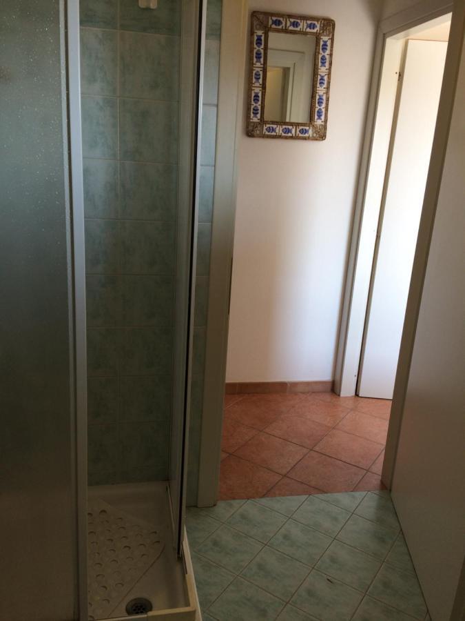 Airport Sunset Haven: Sea View, Pool & Access Apartment *